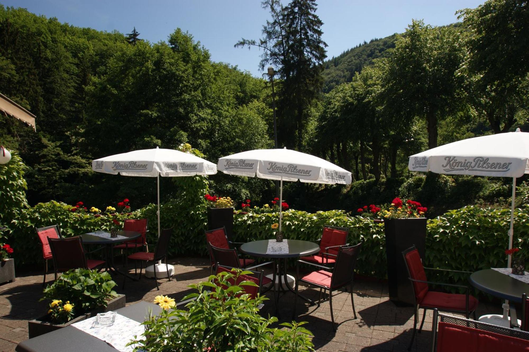 Bertricher Hof Hotel Garni บัดแบร์ทริช ภายนอก รูปภาพ