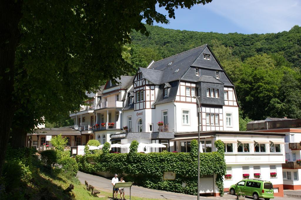 Bertricher Hof Hotel Garni บัดแบร์ทริช ภายนอก รูปภาพ
