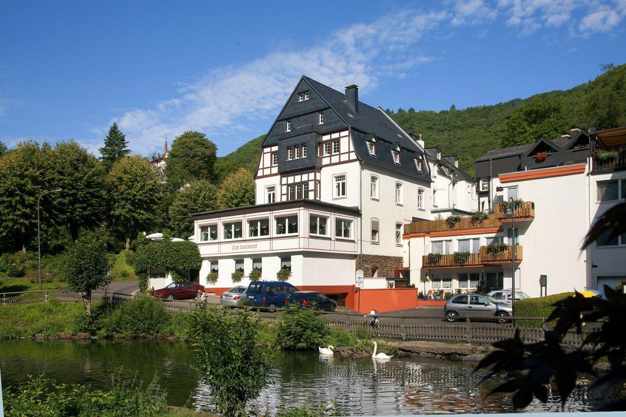 Bertricher Hof Hotel Garni บัดแบร์ทริช ภายนอก รูปภาพ